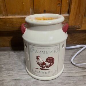 Cream Ceramic Farmer's Market Jar